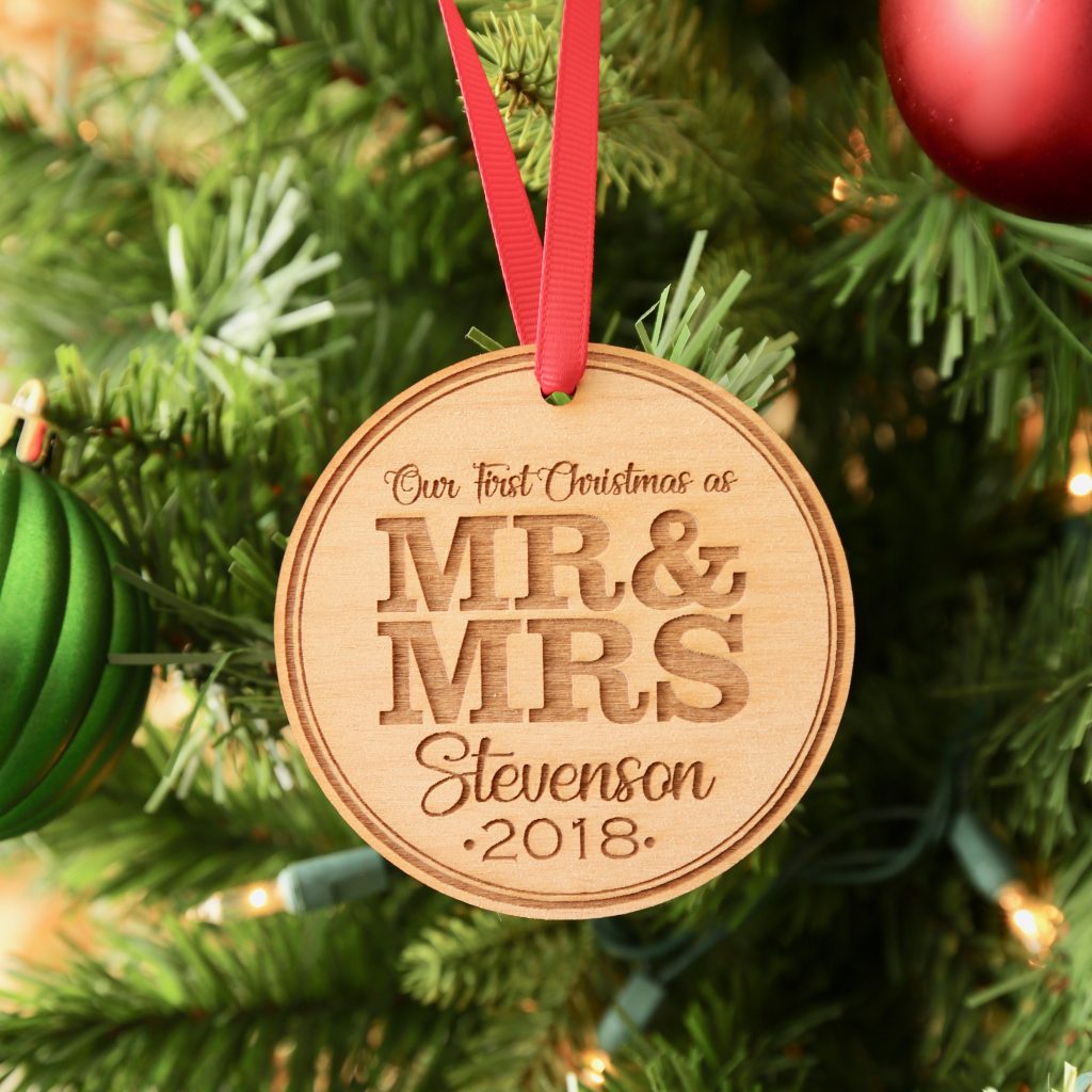 Married Ornament Round 2712 Designs